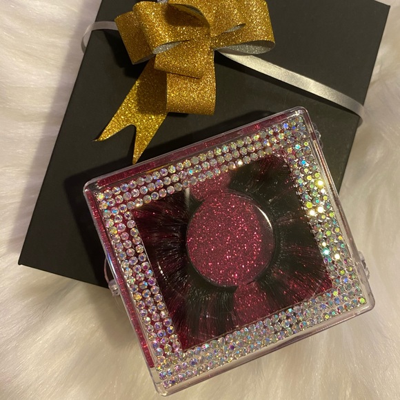 1 Set Lashes 😍 - Picture 5 of 6